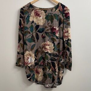 ⭐️NWOT floral dress